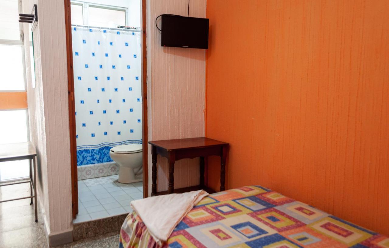 Victorias Hotel Panajachel Eksteriør bilde